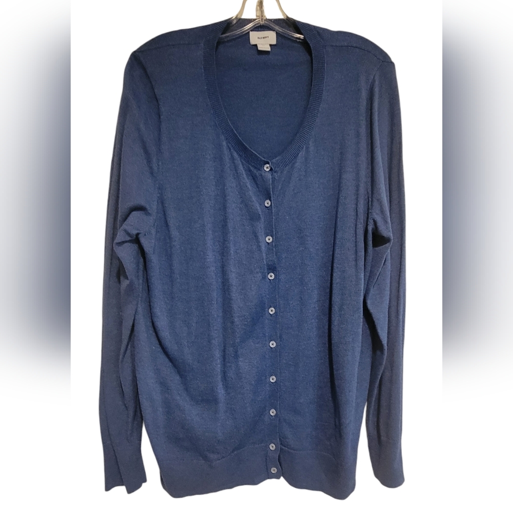 Old Navy cardigan French Blue, cute, never worn size XXL.